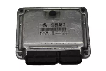 038 906 019 KT Calculateur d’ ordinateur ecu Skoda