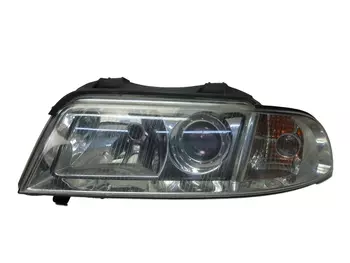 8D0 0941 003 AK Phare Audi