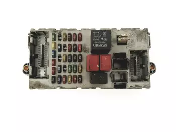 46795988 NPL Boîtier fusibles Fiat