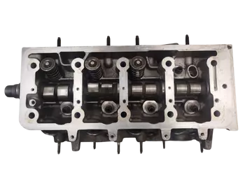 9621038110 La culasse Citroen Peugeot 1,4 8v KFX