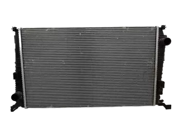 8200880550 Radiateur refroidissement moteur Dacia