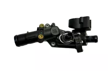 110609813R Boitier thermostat d'eau moteur Mercedes-Benz Nissan Renault _1,5 dci / 1,5 CDI