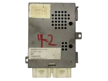 P04686502AD Calculateur Chrysler