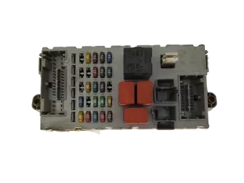 51734379  Boîtier fusibles Fiat