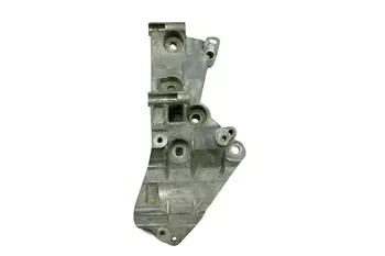 8200695957 Support moteur Dacia Nissan Renault _1,5 dci / 1,6 16v K4M