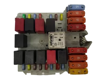 51738103 Boîtier fusibles Fiat
