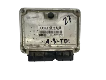 038906012BB Calculateur Audi
