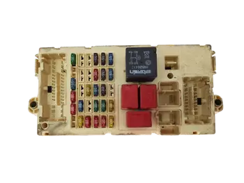 46797600 NPL Boîtier fusibles Fiat
