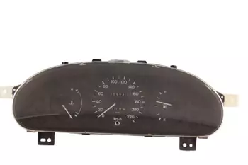 BC5NB Le compteur, compteur de vitesse, tableau de bord Mazda