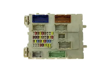 97RI010012 Calculateur Ford