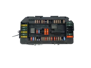 9337879 01 Boîtier fusibles BMW