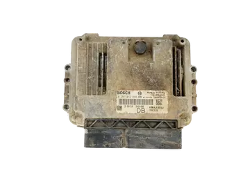 55560810DB Calculateur Opel