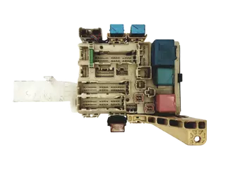 82730-52700 Boîtier fusibles Toyota