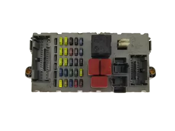 46846745  Boîtier fusibles Fiat