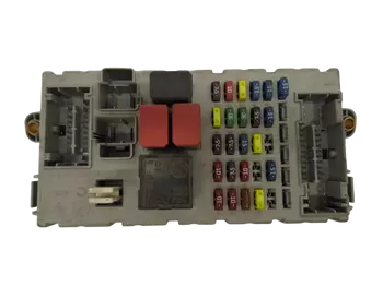 51744898 46520600 Calculateur Fiat