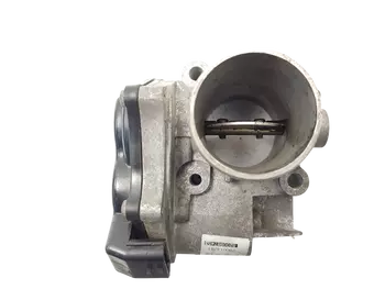 8200987453 Boitier papillon d’admission Nissan Opel Renault 2,0 2,3 DCI