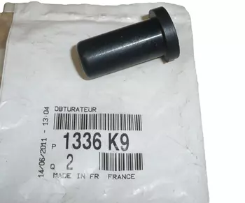 1336.K9 Prise de courant Citroen Peugeot