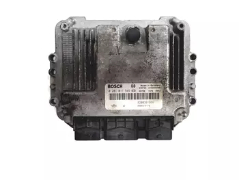 0 281 011 549 Calculateur Renault