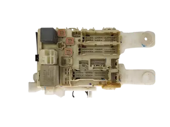 1415-6G24 Boîtier fusibles Toyota