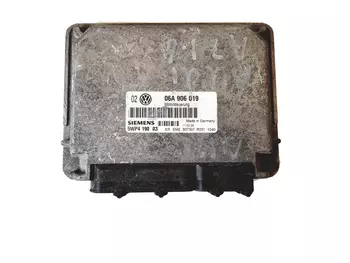 06A 906 019 Calculateur Volkswagen