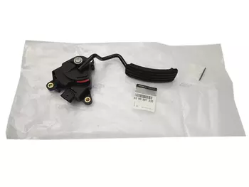 8200297335  Potentiomètre de  pedale Renault 1.2 16v / 1.4 16v / 1.6  / 1.5 dCi