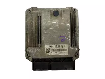 03G 906 016 DS Calculateur ecu Volkswagen