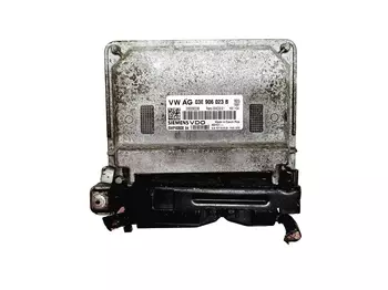 03E 906 023 B Calculateur Volkswagen