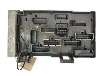 04727480AC 04727458AC Boîtier fusibles Chrysler