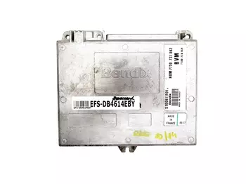 S100811101 D Calculateur Renault