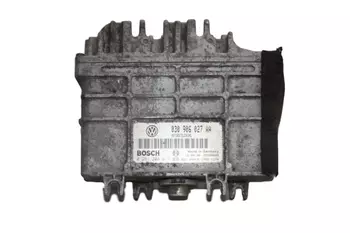 030 906 027 AA Calculateur d’ ordinateur ecu Volkswagen
