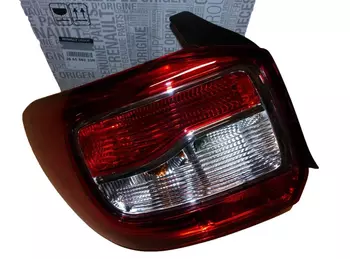 265556233R Phare de voiture Dacia