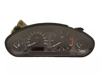110008463107 62118364380 Le compteur, compteur de vitesse, tableau de bord BMW Diesel