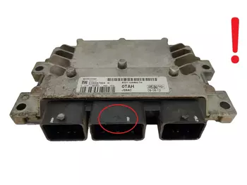 8V21-12A650-TH Calculateur Ford