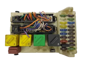 93BG-14A073-EG Boîtier fusibles Ford