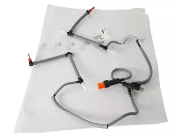 1574E8 Tuyau d’alimentation carburant Citroen Peugeot _2.7/3.0 HDi