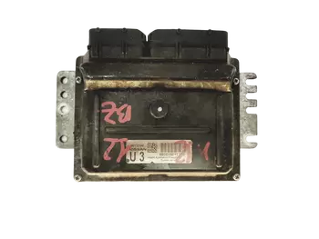 MEC32-040 U3 Calculateur Nissan
