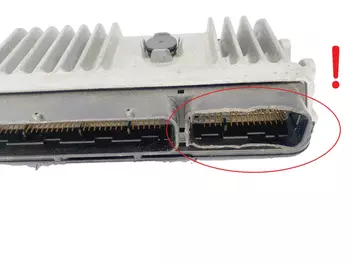 89661-F4050  Calculateur Toyota