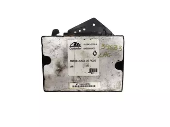 10.0943-0300.4 Calculateur Renault