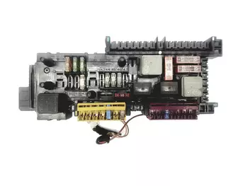 168298 Boîtier fusibles Mercedes-Benz