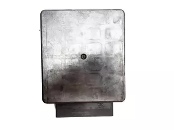 96FB-12A650-AB Calculateur Ford