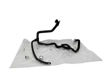 924108877R Tuyau de radiateur Opel Renault 2,3 DCI