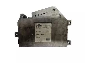 41 07 363 Calculateur Saab
