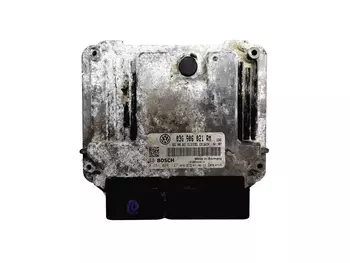 03G 906 021 TB Calculateur Volkswagen