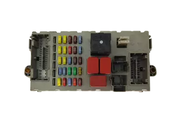 46846745  Boîtier fusibles Fiat