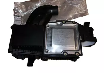 8200708441 Boîtier filtre a l`air Renault
