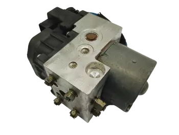 476604M520 Pompe abs Nissan