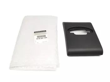 768560130R Baguette de porte Renault