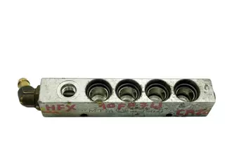 E13 67R-010185 Rampe d'injection Citroen Fiat Ford Peugeot Renault Seat