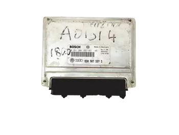8D0907557S Calculateur Audi Volkswagen
