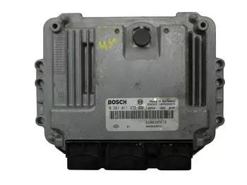 8200269879 Calculateur d’ ordinateur ecu Renault _1,9 DCI
